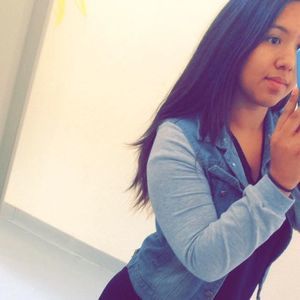 Meet your Posher, Zucely