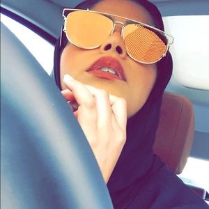 Meet your Posher, Gufran