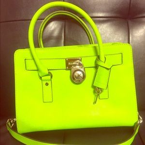 AUTHENTIC** lime green Michael Kors Hamilton bag