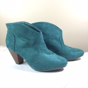 Teal Suede Booties (sz 7)