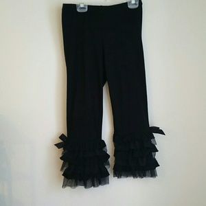 Black Capri leggings with ruffles