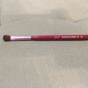 Sigma E70 Medium Angled Shading Brush