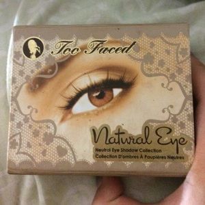 Two faced natural eye shadow pallet