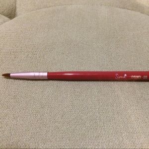 Sigma E05 Eyeliner Brush Pink