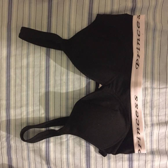 Sports bra