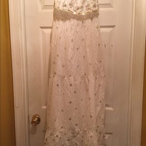 Kids long whites dress