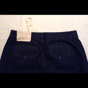 LAST CALL Ann Taylor Loft Curvy Flare Flap Jeans 8