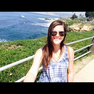 Meet your Posher, Hope