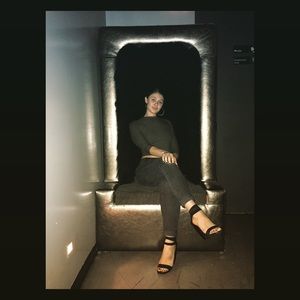 Meet your Posher, Danielle