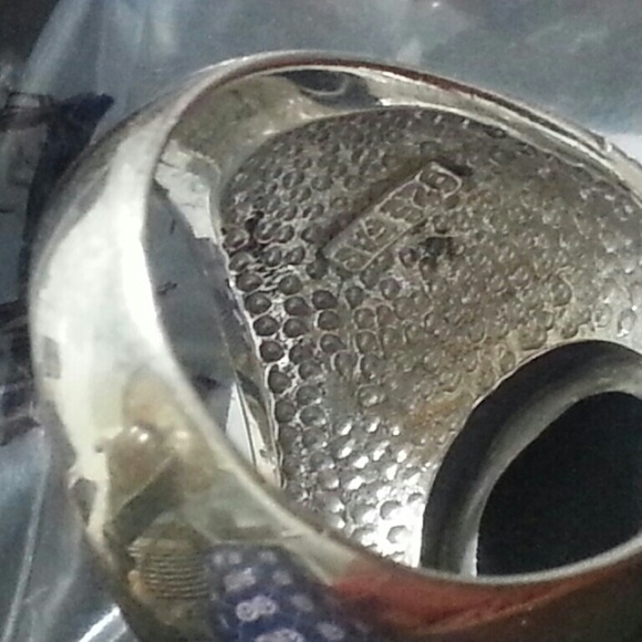 Size 7.5 Sterling Silver onyx gorgeous Ring - Picture 3 of 4