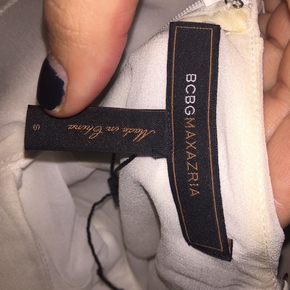 White flowy spaghetti string top - Picture 3 of 4