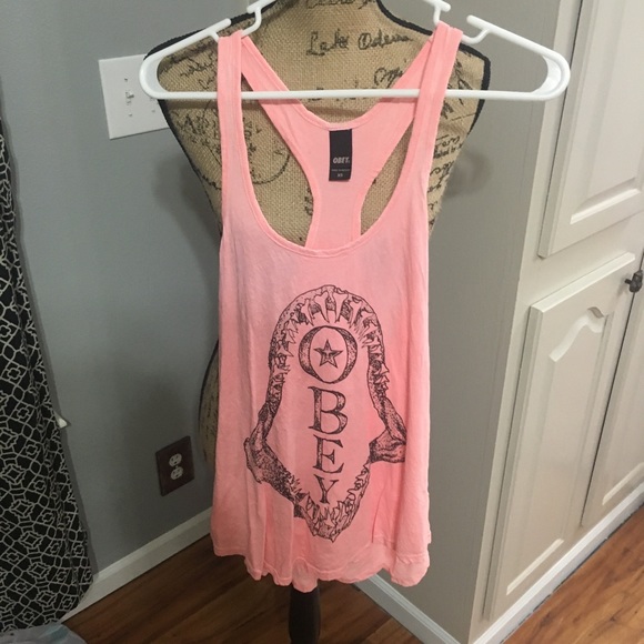 Obey shark tank top