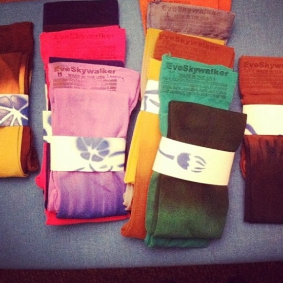 Black & Red Hand Dyed EveSkywalker Tightsđź’‹ - Picture 4 of 4