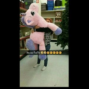 Meet your Posher, Laura