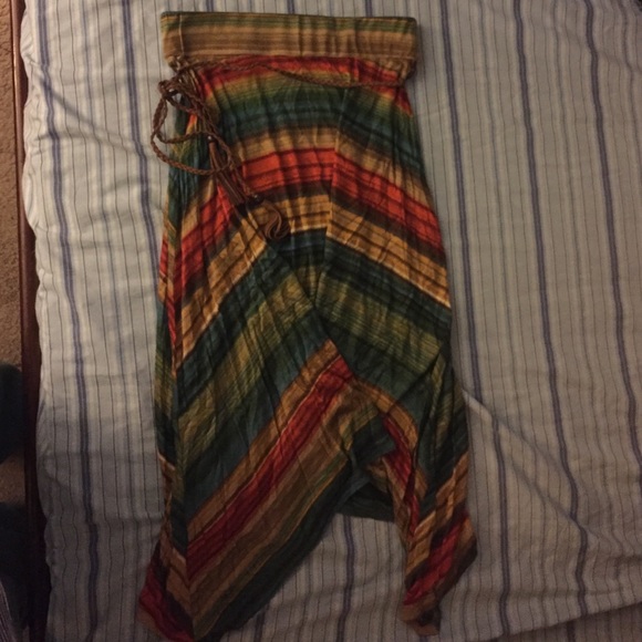 Skirt - Picture 1 of 2