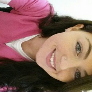 Meet your Posher, Vanessa