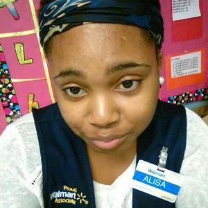 Meet your Posher, Alisa