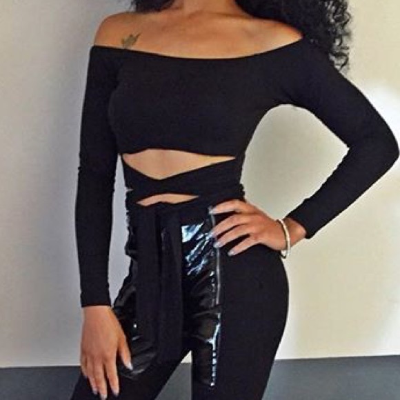 Black tie up crop top