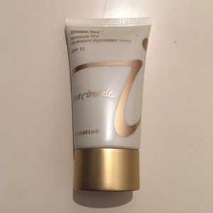 DREAM TINT® TINTED MOISTURIZER