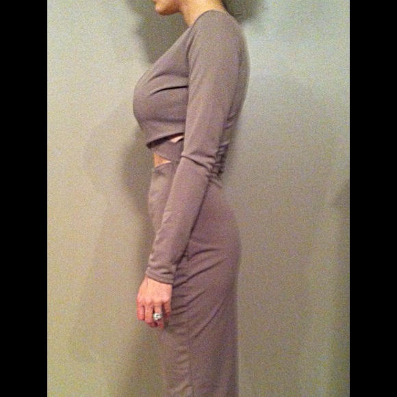 π₯DONATING 4/20 Faux Wrap Long Sleeved Sexy Dress - Picture 2 of 3