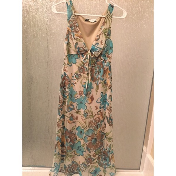 ♦️Long flora print dress