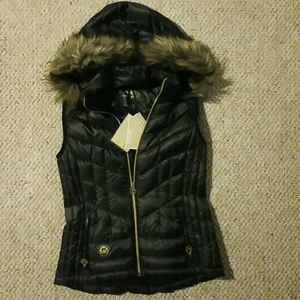 Michael Kors vest w/detachable faux fur hoodie S
