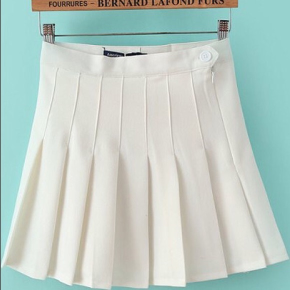 American Apparel Tennis Skirt
