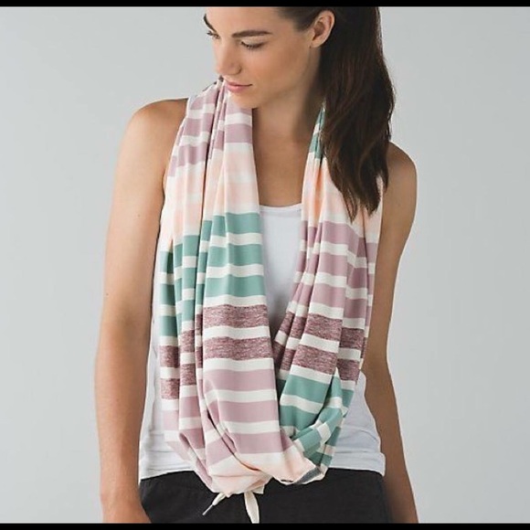 Lululemon Vinyasa Scarf