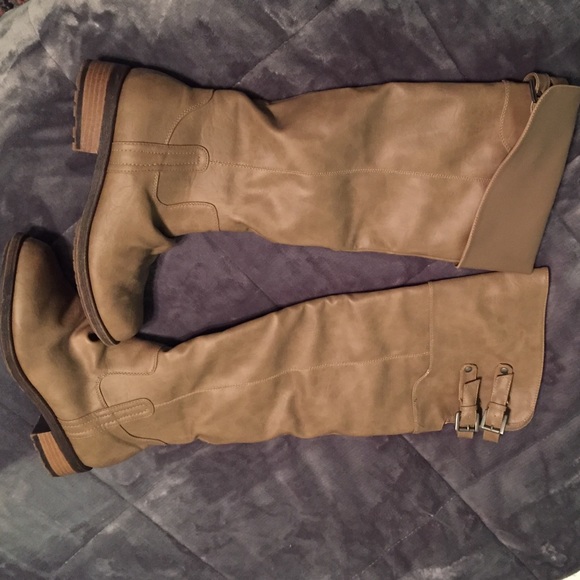 Qupid Leather Boots. Wear Above/below knee.