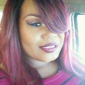 Meet your Posher, Natashie