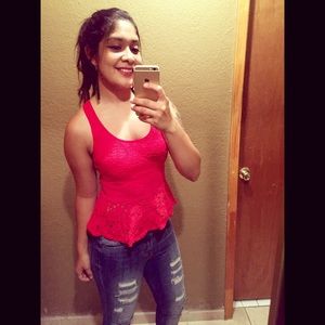 Meet your Posher, Tabitha