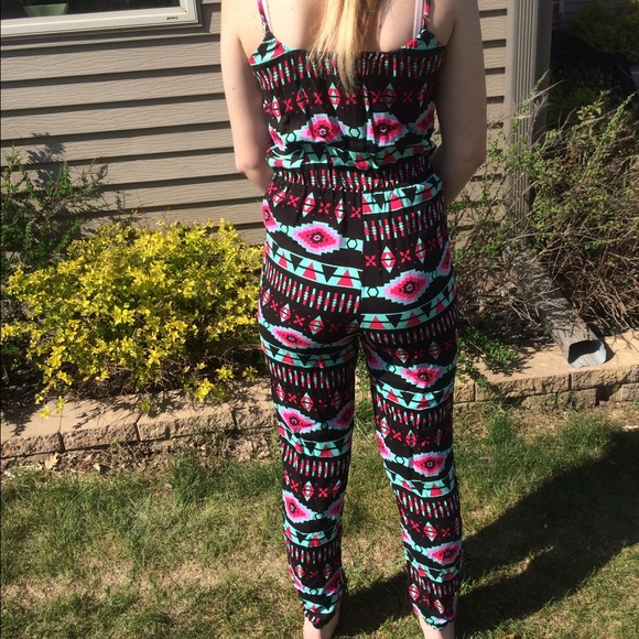 Romper - Picture 3 of 4