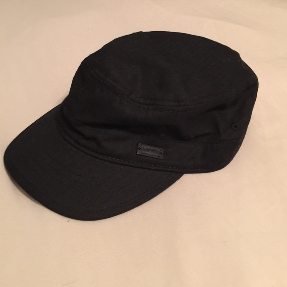 levis black hat