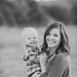 Meet your Posher, Lauren