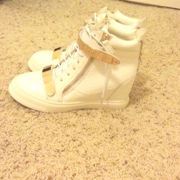 Brand new shoe size 8 - Picture 2 of 4