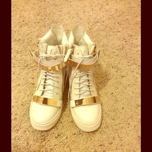 Brand new shoe size 8