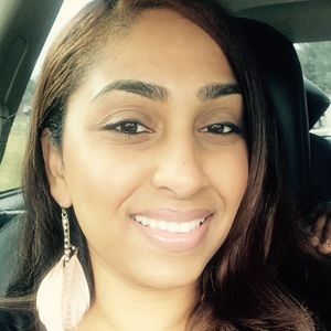 Meet your Posher, Debra