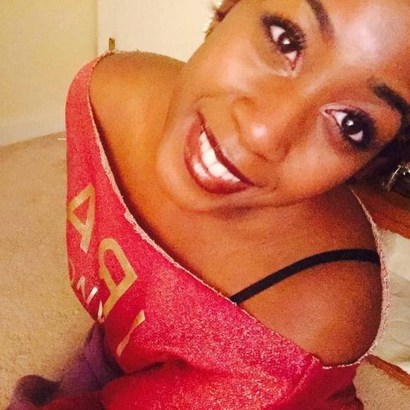 Meet your Posher, Erica - Picture 1 of 1