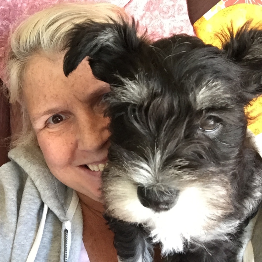 Meet your Posher, Sharon
