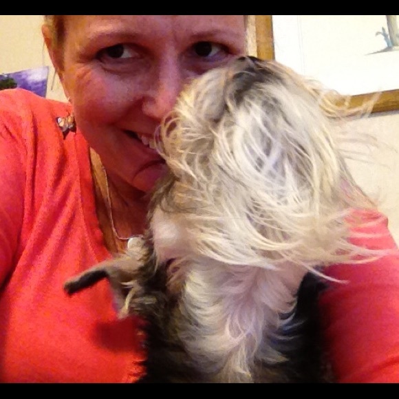 Meet your Posher, Sharon - Picture 5 of 8