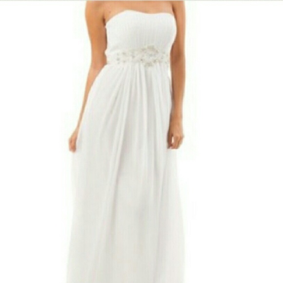 Fancy white dress - Picture 3 of 3