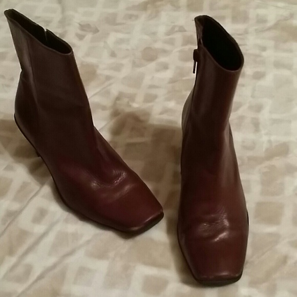 Antonio Melani booties