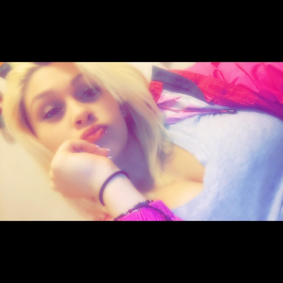 Meet your Posher, Victoria - Picture 1 of 1