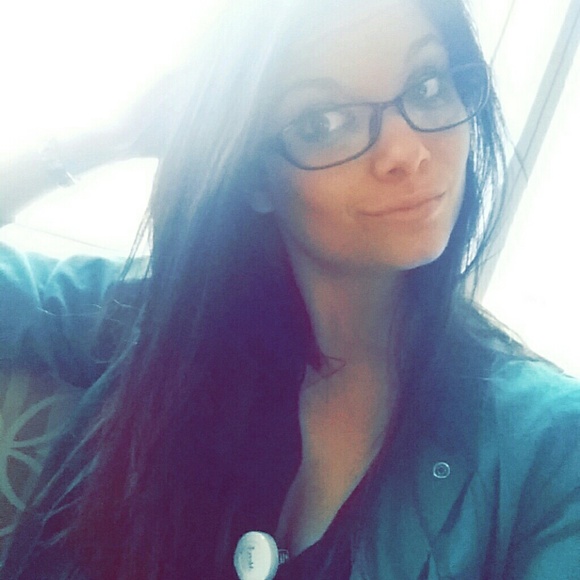 Meet your Posher, Kaitlin