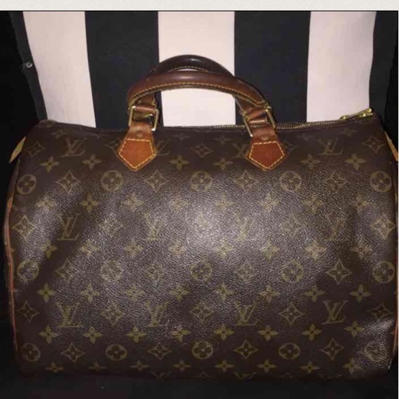 **SOLD** Louis Vuitton speedy 35