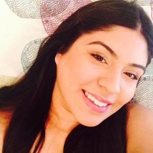 Meet your Posher, Dee