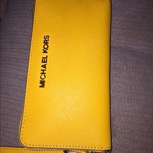 Michael Kors Wristlet