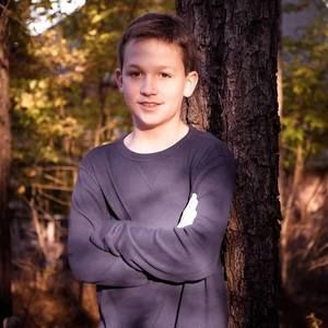 Meet your Posher, Alex