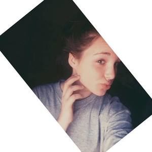 Meet your Posher, Makayla