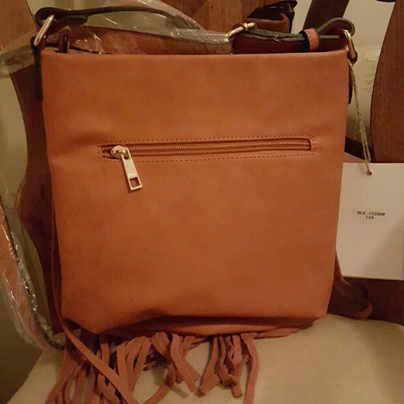Tan fringe crossbody purse - Picture 2 of 2
